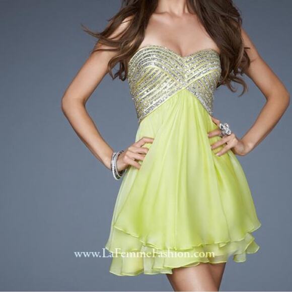 LA FEMME Sweetheart Chiffon Formal Mini Cocktail Dress Lime Green Size 12 - Picture 1 of 7